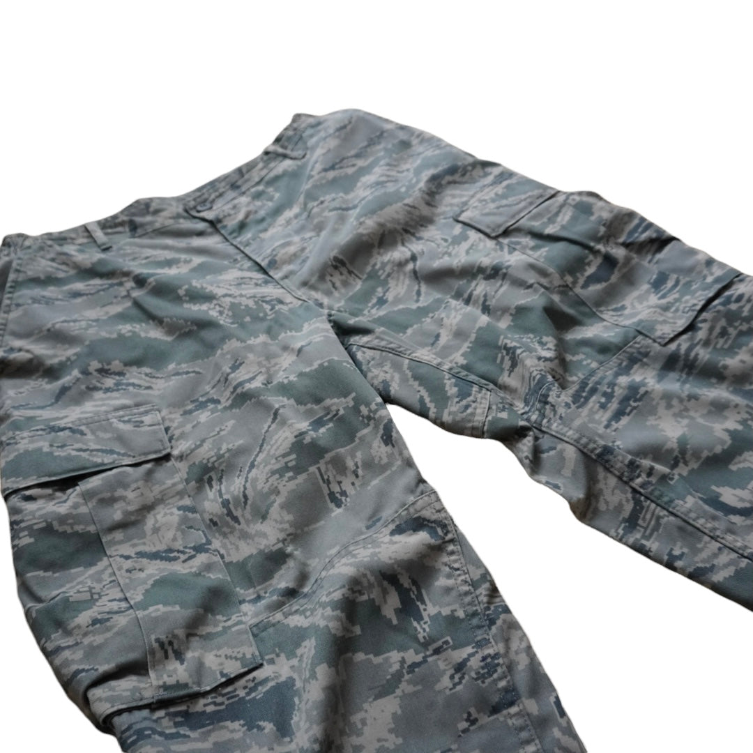 DIGITAL Camouflage CargoPANTS