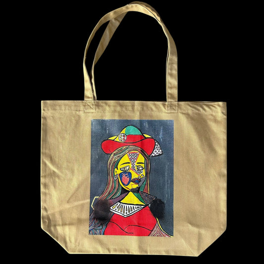 Museum BAG E -Man wearing a HAT with a FUR-COLLAR-